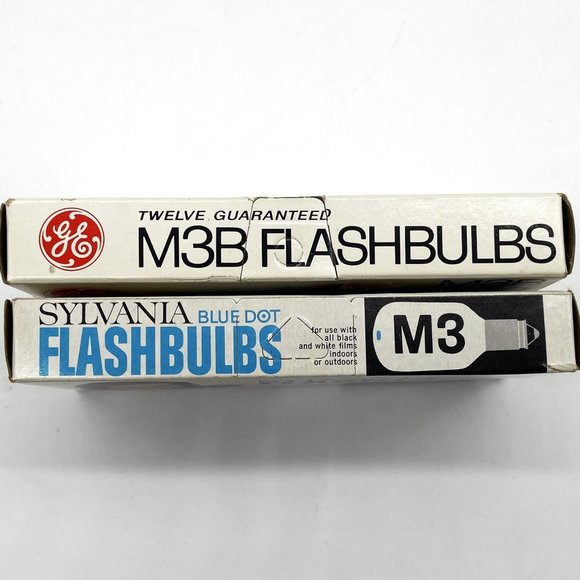 Vtg GE M3B Power Mite Camera Flash Bulbs-12-Sylvania‎ Blue Dot M3 Flashbulbs-7 - Picture 3 of 7